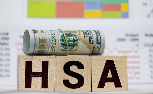 A graphic comparing the key differences between HRAs, HSAs, and FSAs, highlighting funding sources, portability, and eligible expenses.