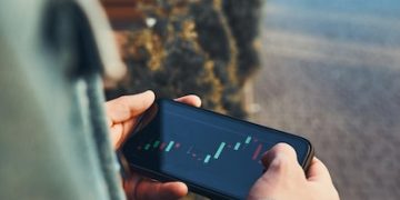 Personal Investing for Beginners: Build Your Portfolio Now - Cover Image
