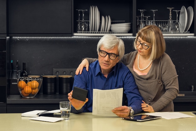 Navigating Retirement Healthcare Costs: A 2025 Financial Guide