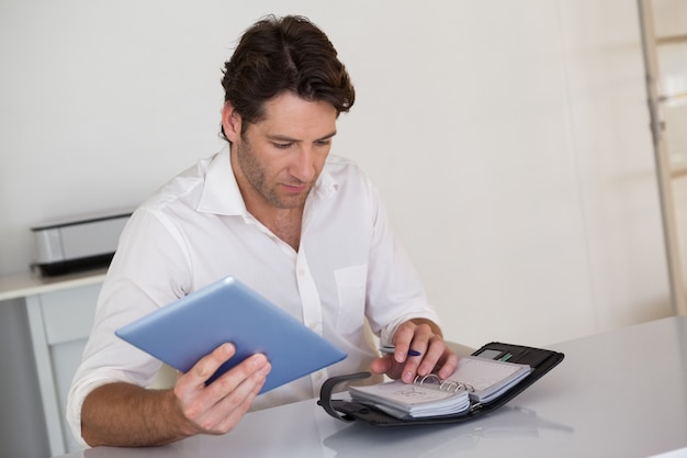 Tax-Efficient Investing: Maximize Returns in 2025