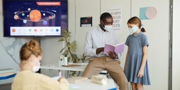The Impact of AI on Education: What Students Need to Know in 2025 - Cover Image